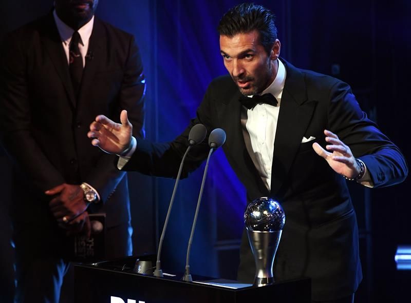 La FIFA galardona a Buffon con el premio 'The Best' al mejor portero