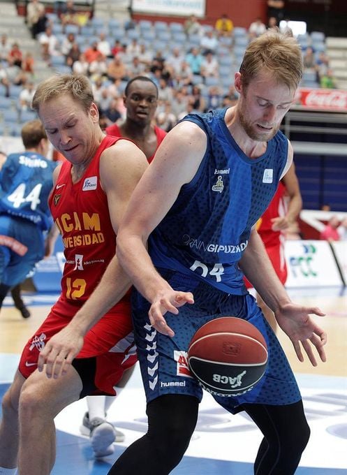 Henk Norel, pívot del Gipuzkoa Basket, encabeza cinco estadísticas de la ACB