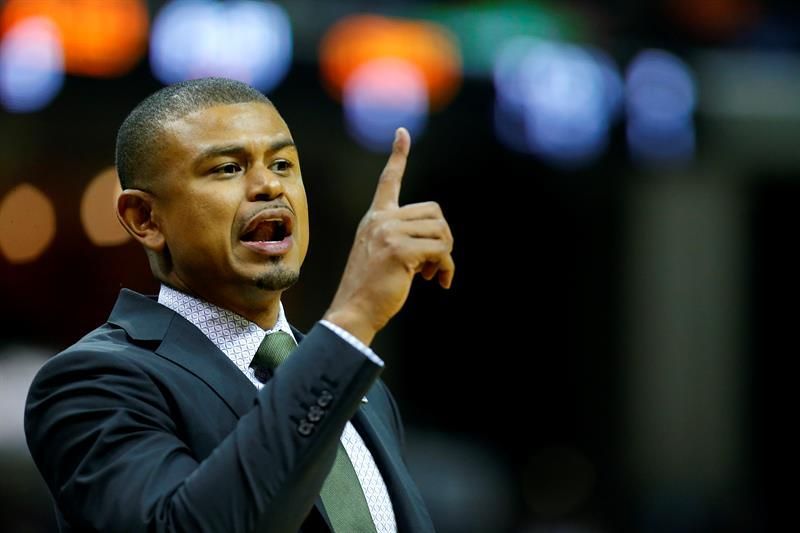 Watson se convierte en el primer entrenador despedido esta temporada en la NBA