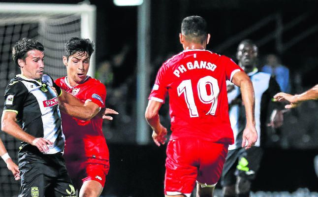 Ganso, un artista con ojos en la nuca