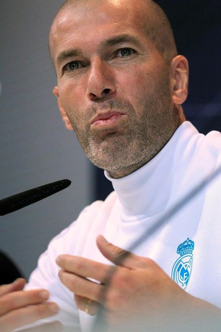 Zidane espera en Girona "un partido y nada más" y habla "solo de fútbol"