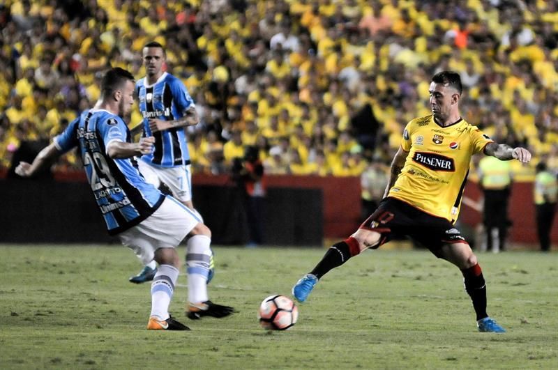 0-3. Gremio golea y queda más cerca de jugar su quinta final de Libertadores