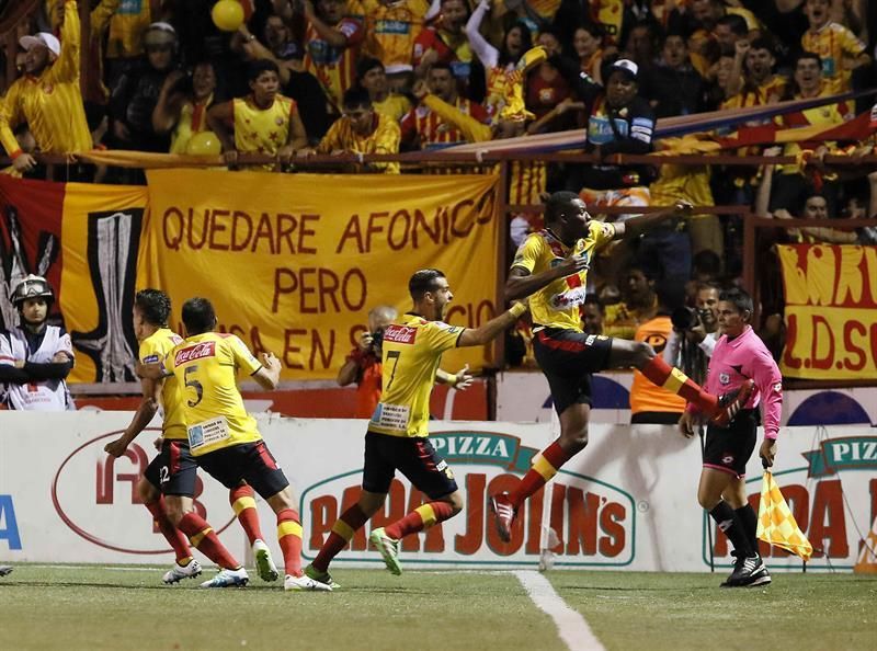 El Herediano sigue intratable en el torneo de fútbol de Costa Rica