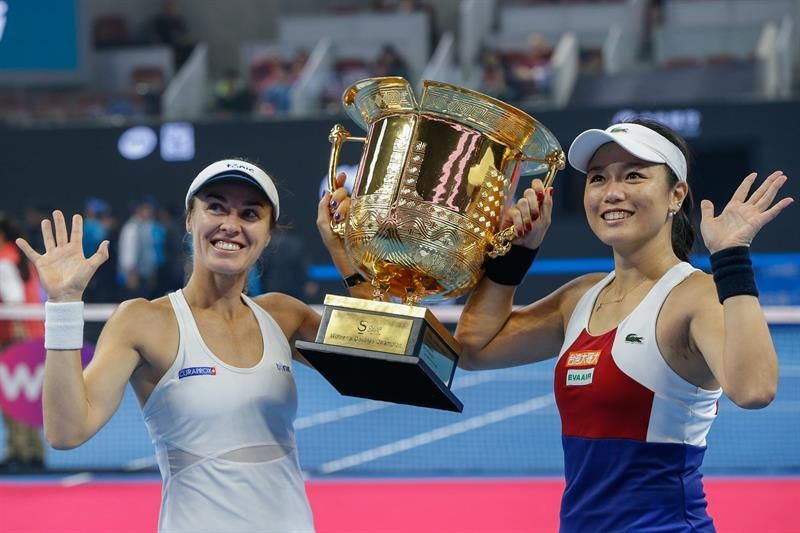 La suiza Martina Hingis anuncia que se retira después de Singapur
