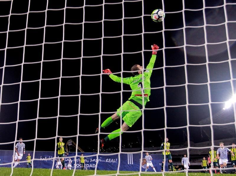 Tranquilidad en el Espanyol con Pau, objetivo bético