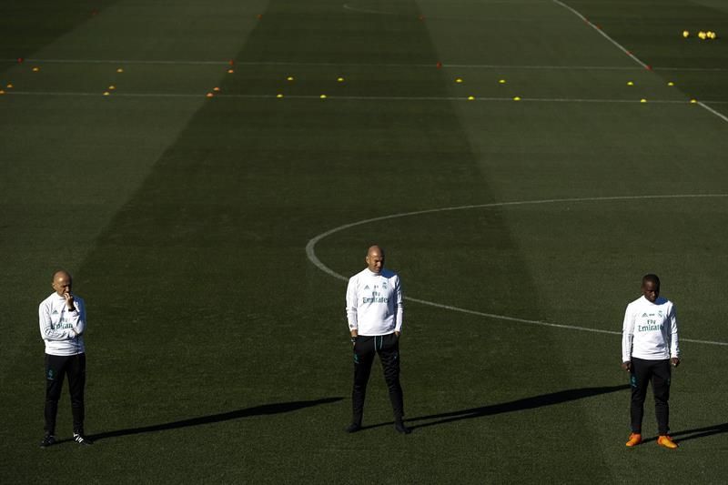 Nueve novedades en la convocatoria de Zidane; Vallejo y Mayoral descartados