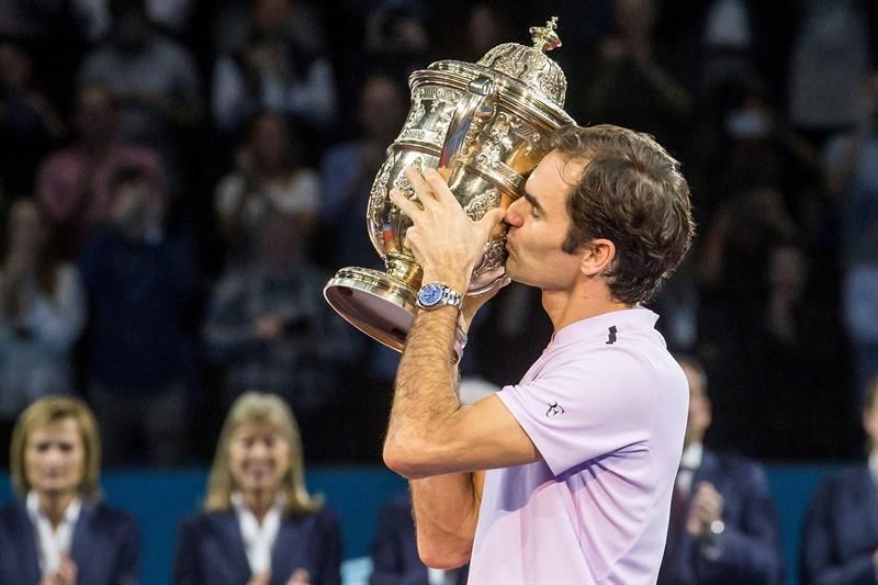 Federer recupera el dominio en Basilea