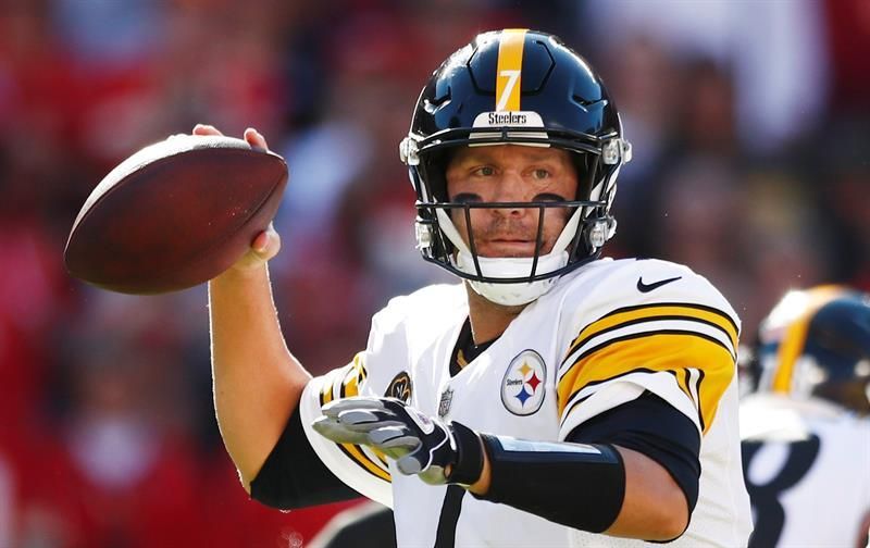 Schuster y Roethlisberger logran marca de Steelers; ganan Eagles y Patriots