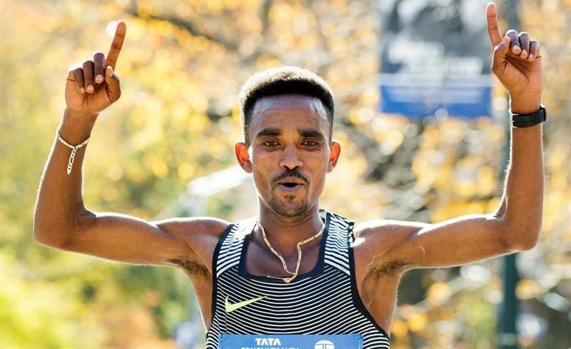 El eritreo Ghebreslassie, cauto pero listo para defender título en Nueva York