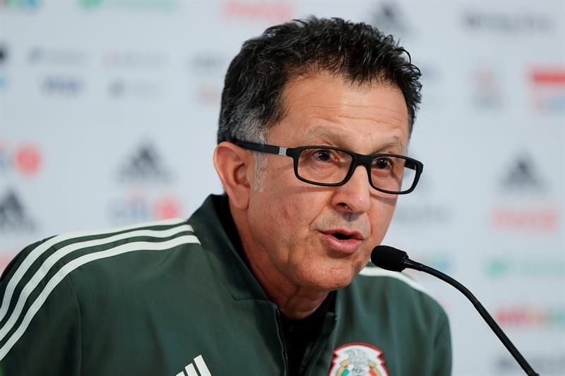 Osorio cita a Govea y Antuna para amistosos de México con Bélgica y Polonia