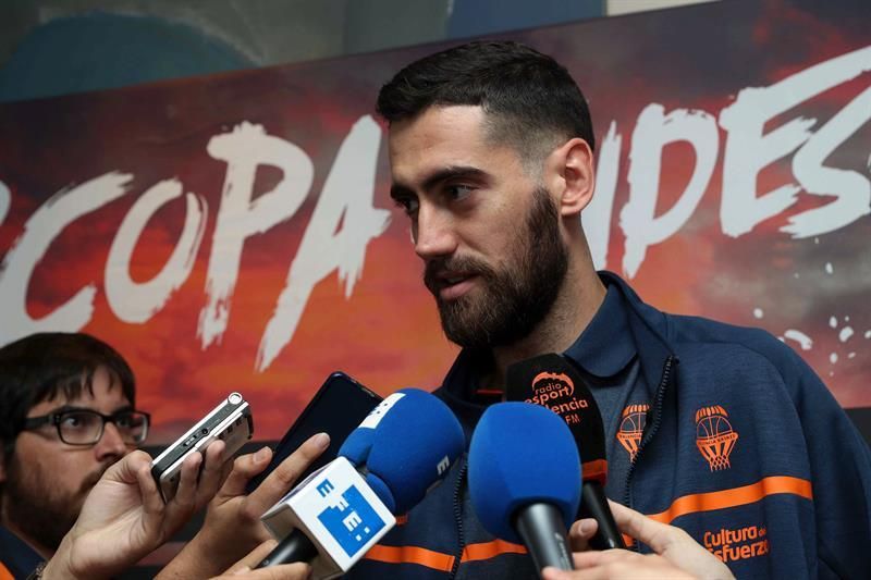 Sastre: Es un orgullo ir convocado con España pero hay que jugar con Valencia