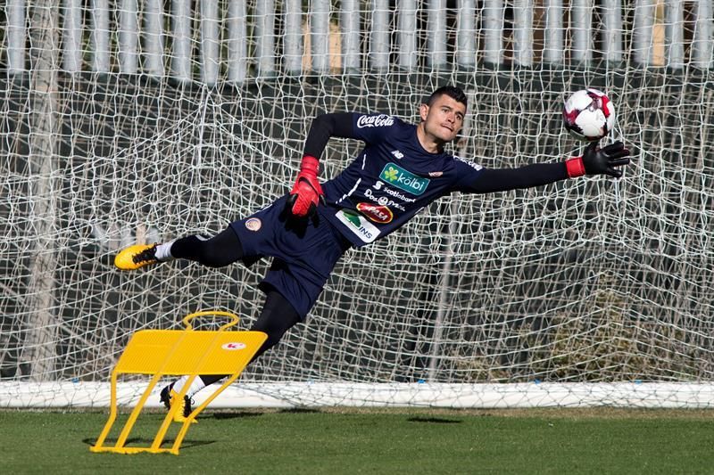 La Rosaleda cuelga el 'no hay billetes" tras agotarse sus 30.000 localidades