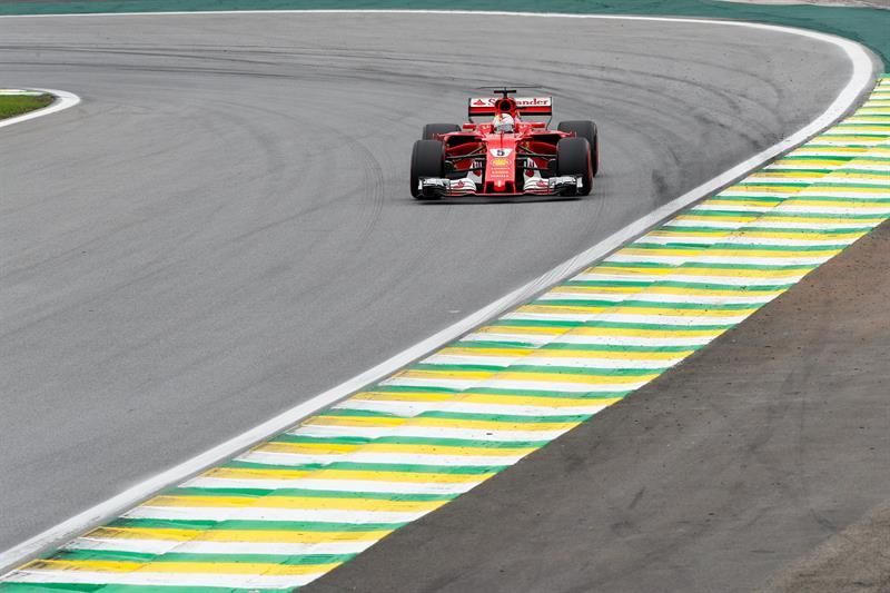 Vettel: "Creo que me acobardé un poco en la frenada de la curva 1"