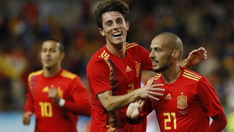 5-0. España enamora en el reino de Isco
