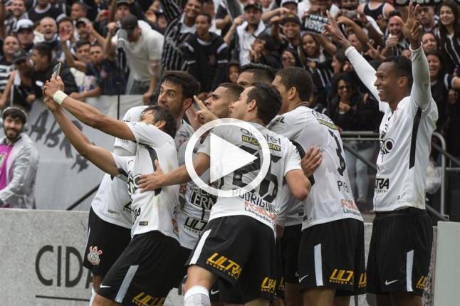 Con asistencia de Arana, Corinthians vence y ya acaricia el título en Brasil