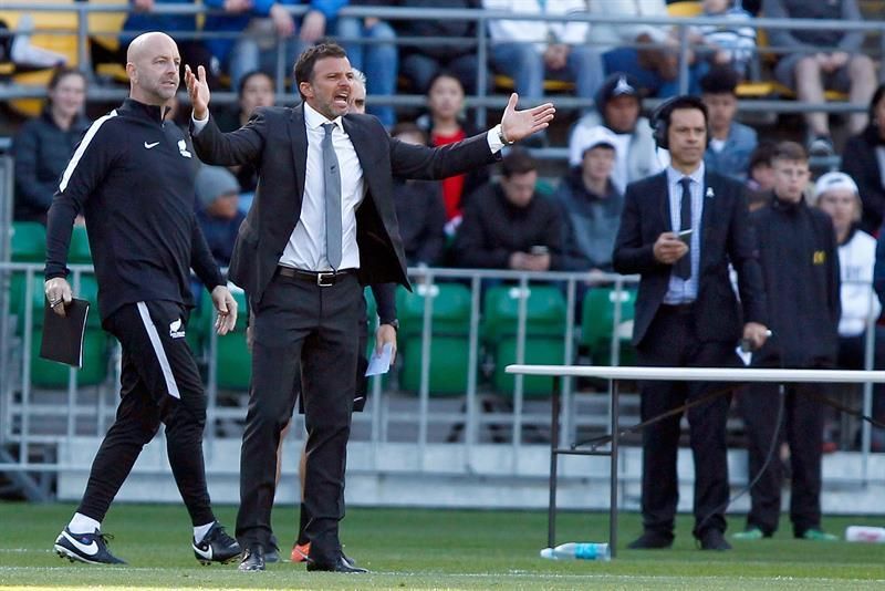 El técnico de Nueva Zelanda impresionado por Farfán, Flores y Cueva de Perú