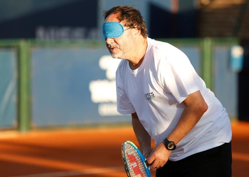 Uruguay impulsa el tenis para ciegos de la mano de un programa internacional