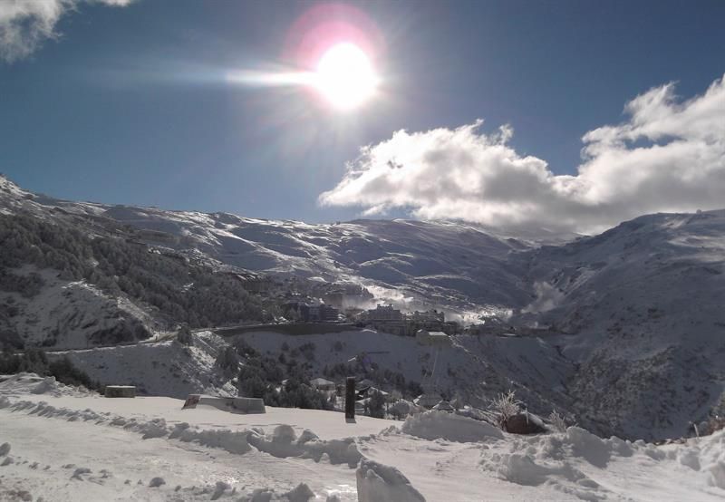 Sierra Nevada acogerá 32 campeonatos de deportes de montaña e invierno