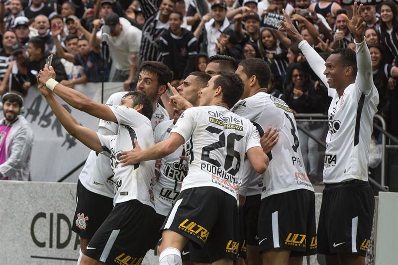 El Corinthians, ante la primera de sus cuatro oportunidades para ser campeón