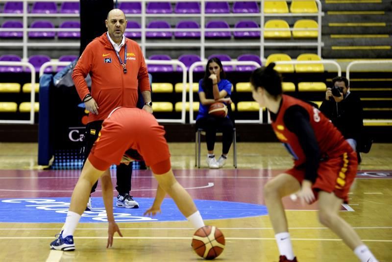 España a refrendar su condición de favorita con Holanda y acercarse al Eurobasket