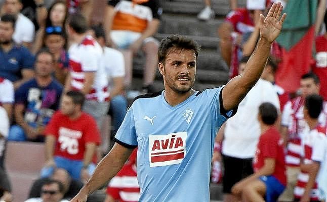 Pedro León pasará por el quirófano y no estará ante el Betis