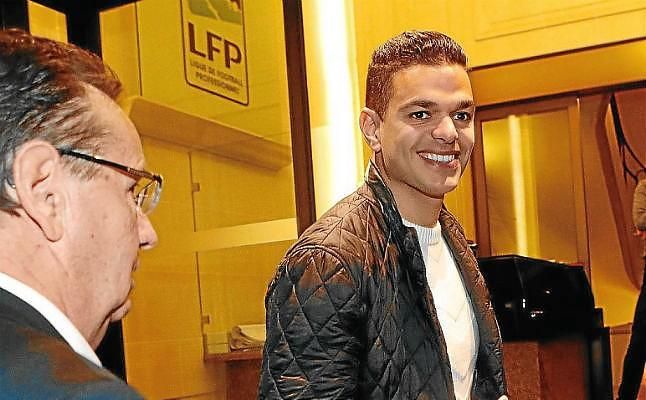 Ben Arfa, avisa: "Siempre regreso, si no me iré, no hay problema"