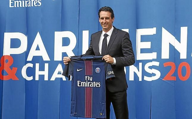 A Emery le sale un gran defensor