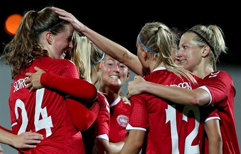La UEFA excluye a Dinamarca de sus competiciones por incomparecencia ante Suecia