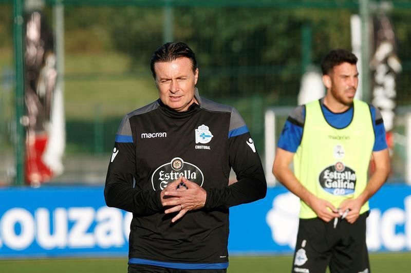 Cristóbal idea repetir equipo salvo la entrada de Valentín por la baja de Juanfran