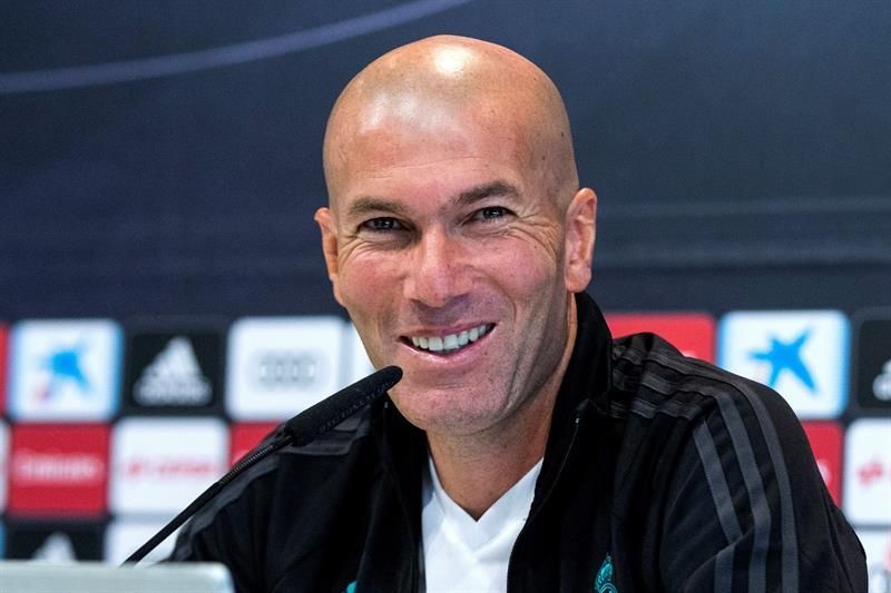 Zidane: "Cristiano y Sergio son historia del club; ya está arreglado"