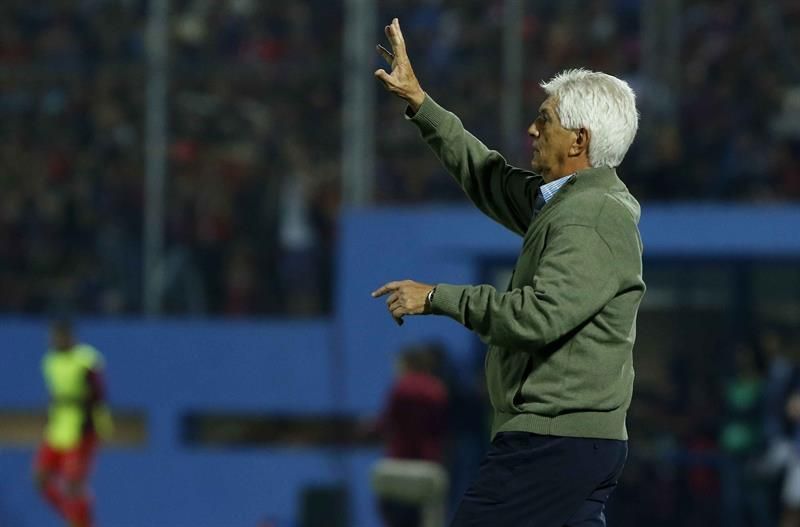 Junior viaja a Río con la baja por lesión del defensor Jonathan Ávila