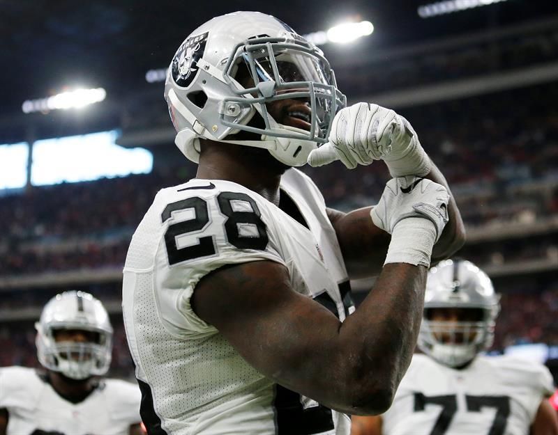 24-7. Murray y Thielen marcan triunfo de los Vikings en duelo de líderes