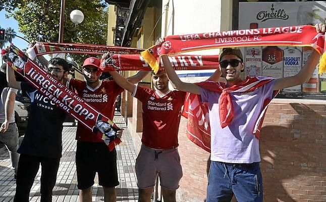 El Liverpool investigará quejas de sus hinchas contra la Policía y la seguridad del Sevilla