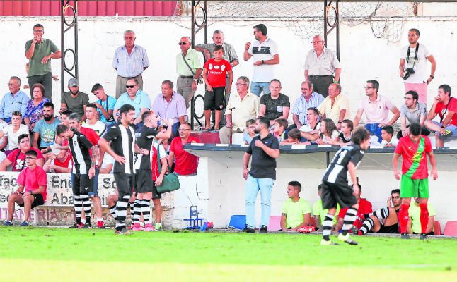 Ángel Domínguez: "Hace dos veranos aquí no venía nadie"
