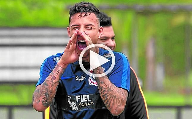 Arana se despide, pero el Corinthians aprieta al Sevilla