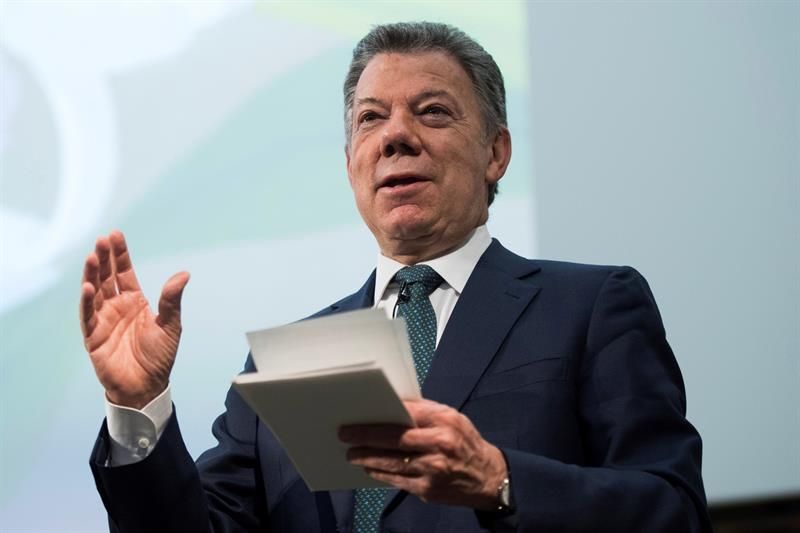Santos dice que carrera de ciclismo colombiana tendrá 25 equipos del mundo