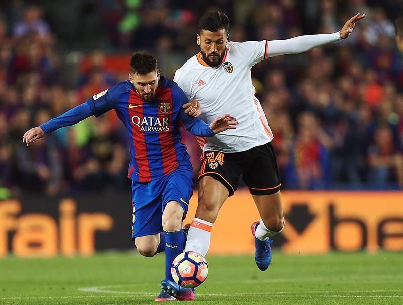 Valencia-Barça, duelo entre invictos para marcar la Liga