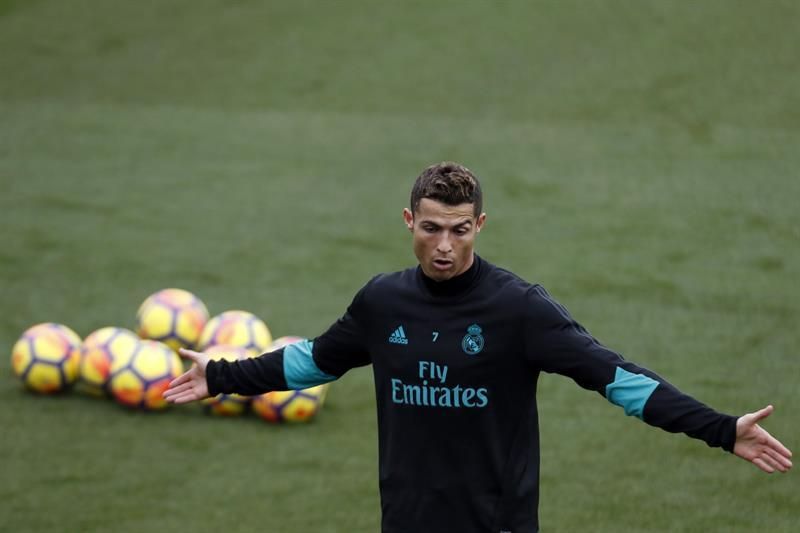 Bale vuelve a un grupo sin Asensio; Ramos se prueba con la máscara