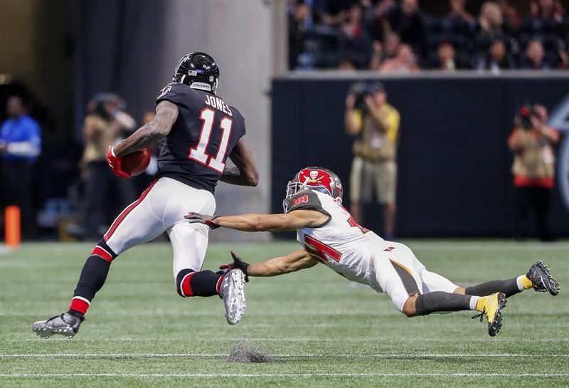 34-20. Jones logra una marca de liga en el triunfo de los Falcons sobre los Buccaneers