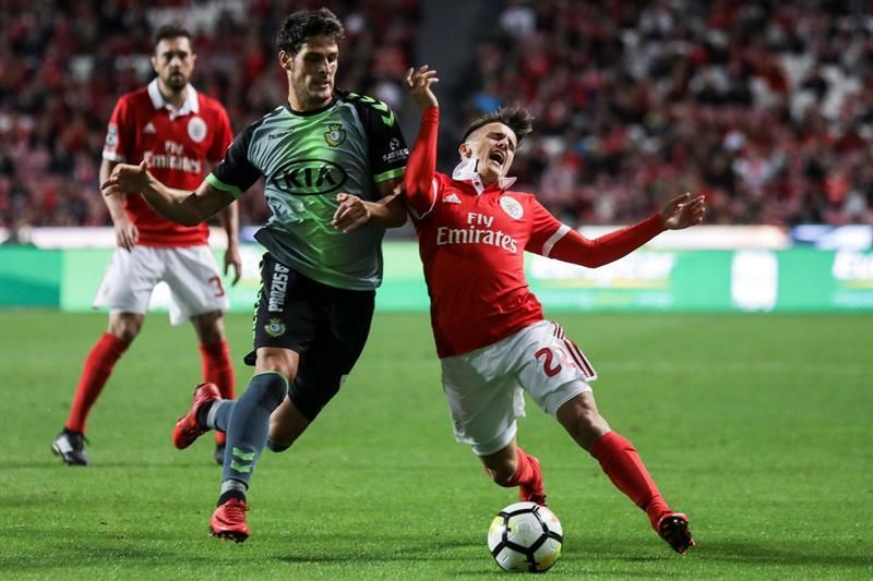 6-0. El Benfica golea al Vitória de Setúbal y se mete en la lucha liguera