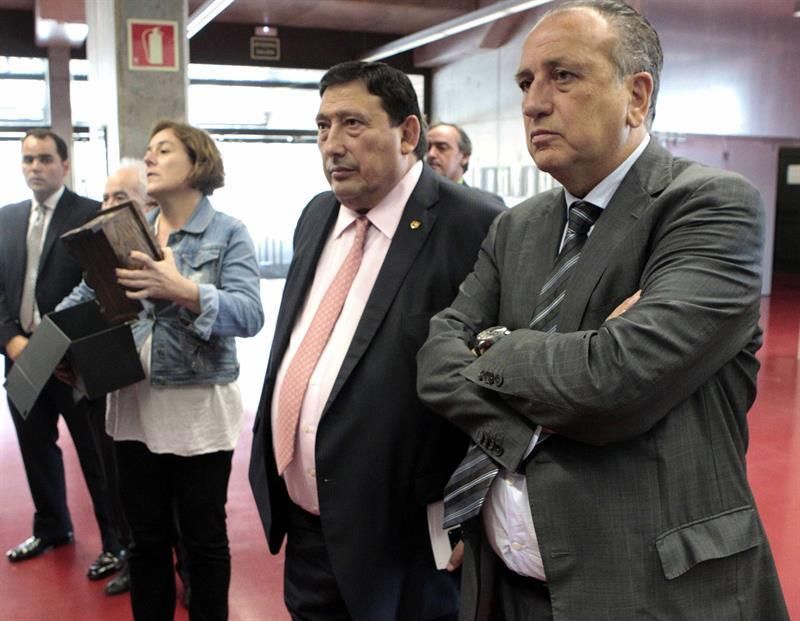 Sánchez Arminio defiende a Iglesias Villanueva