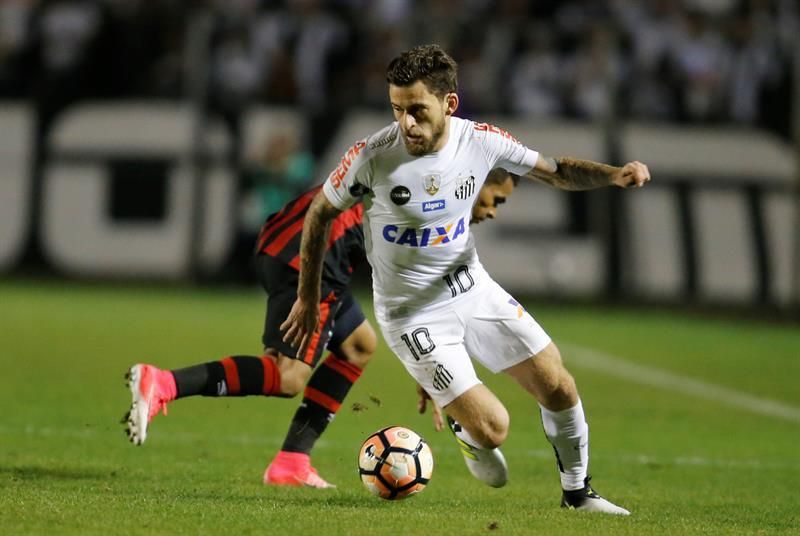 Lucas Lima jugará en el Palmeiras en 2018, dice el presidente del Santos