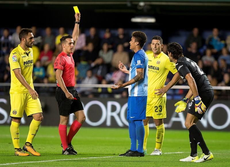 La FIFA confirma a diez árbitros de Primera como internacionales para 2018