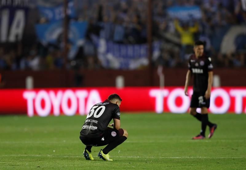 Lanús pasó de la ilusión a la tristeza al perder la final de la Libertadores
