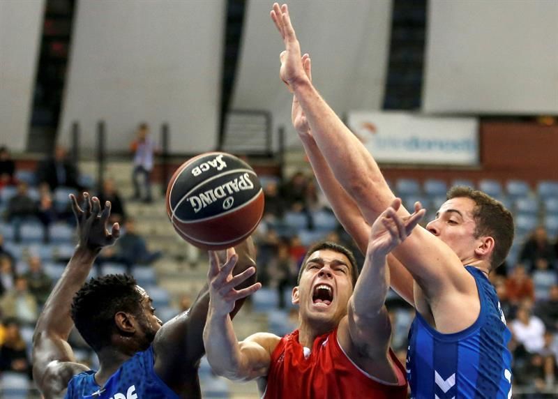 81-76. Henk Norel lidera al Gipuzkoa Basket a su cuarta victoria