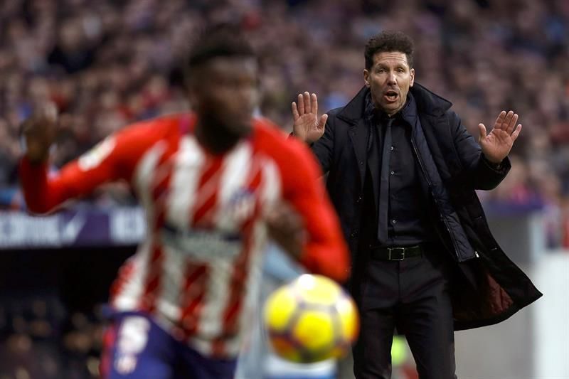 El Atlético pone la mente en 'Champions' con titulares aparte y sin Juanfran