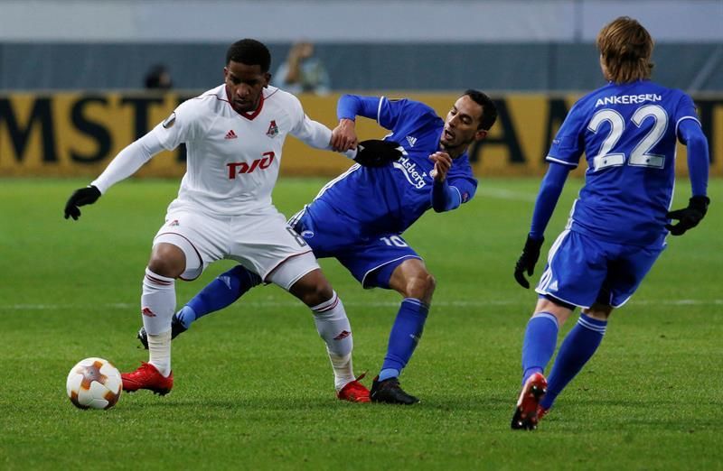 Farfán, de retiro árabe a estrella de la liga rusa