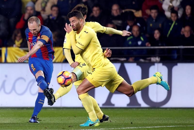 El Barça pone a prueba su liderato en El Madrigal