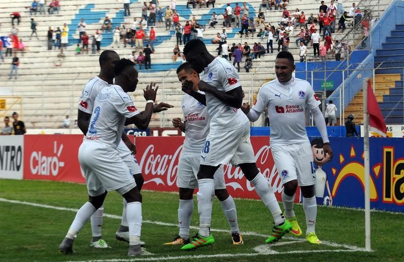 2-0. Olimpia vence a la Universidad Pedagógica y jugará las semifinales del fútbol en Honduras