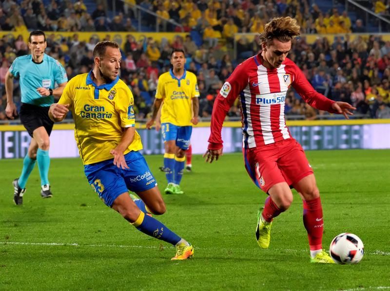 Dani Castellano: "¿Almirón o Jémez? Mi entrenador es Paquito"